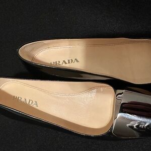 Prada black patent leather low heel pumps size 35